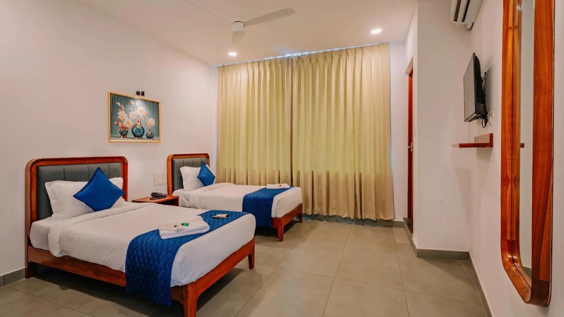 Urbn24 Business Class Hotel Kochi India