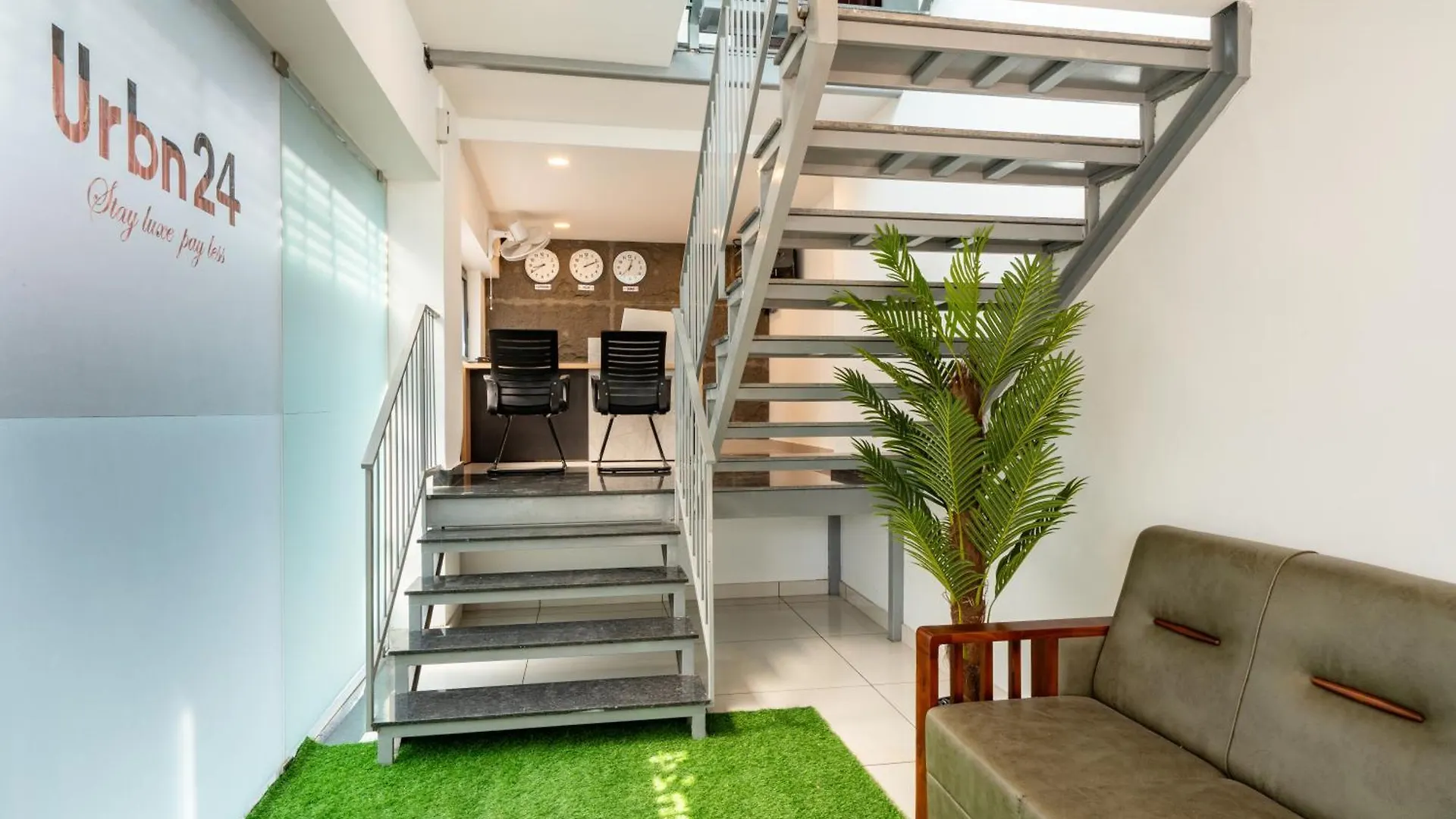 Urbn24 Business Class Hotel Kochi